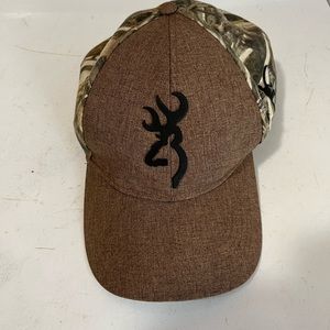 Browning Mens Adjustable Hat Strapback waterfowl camo with duck on the side